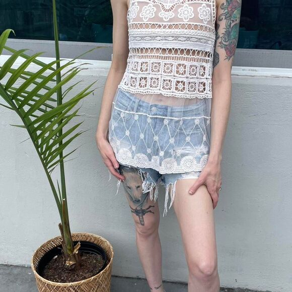 🤍 Lovely 153 Beige/White Lace Knit Tunic Tank - Delicate & Pretty! 🤍 - Picture 1 of 5